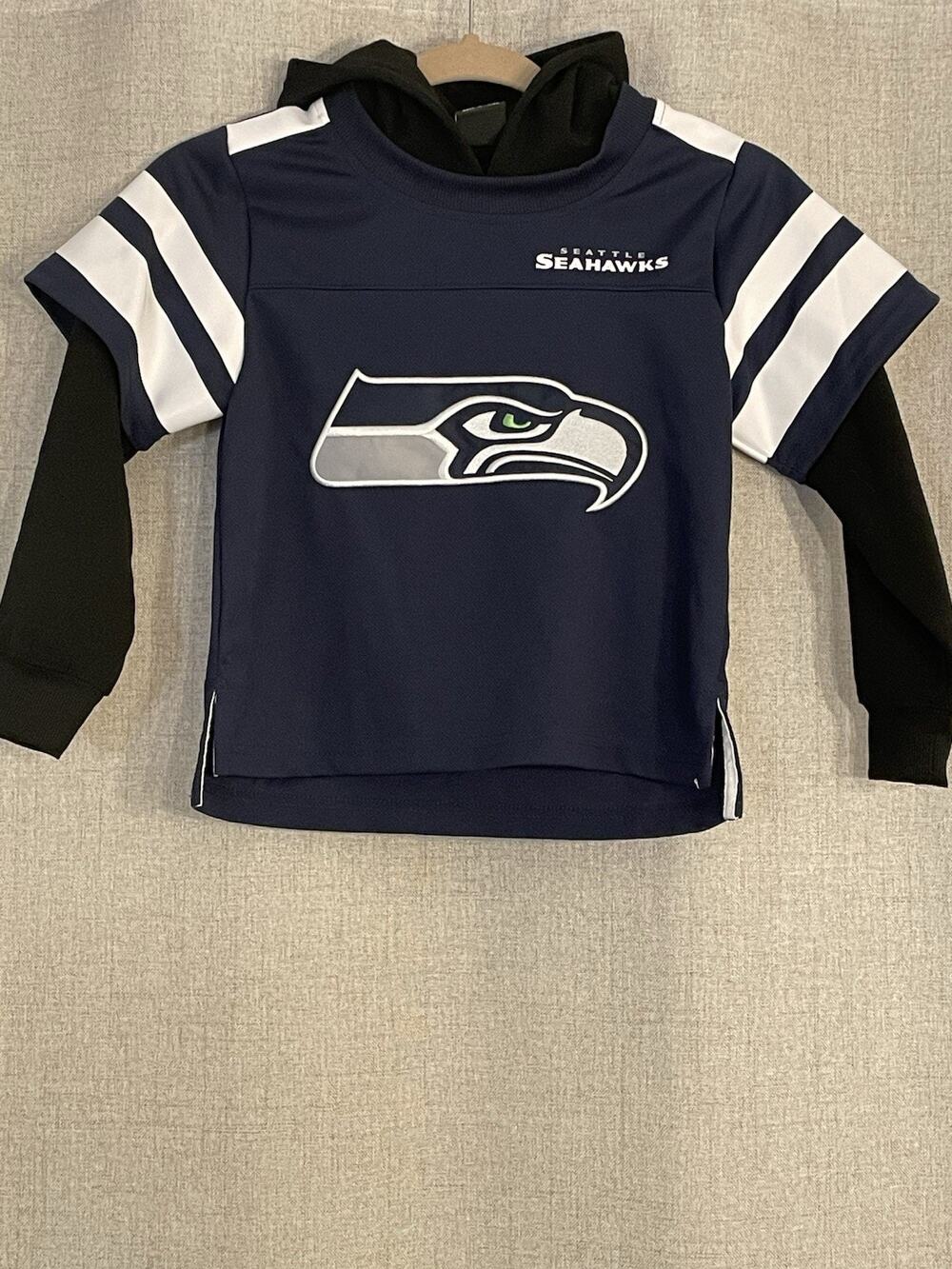 Unisex Kids Seattle Seahawks Faux Layered Jersey Style Hoodie NWOT Size 5-6